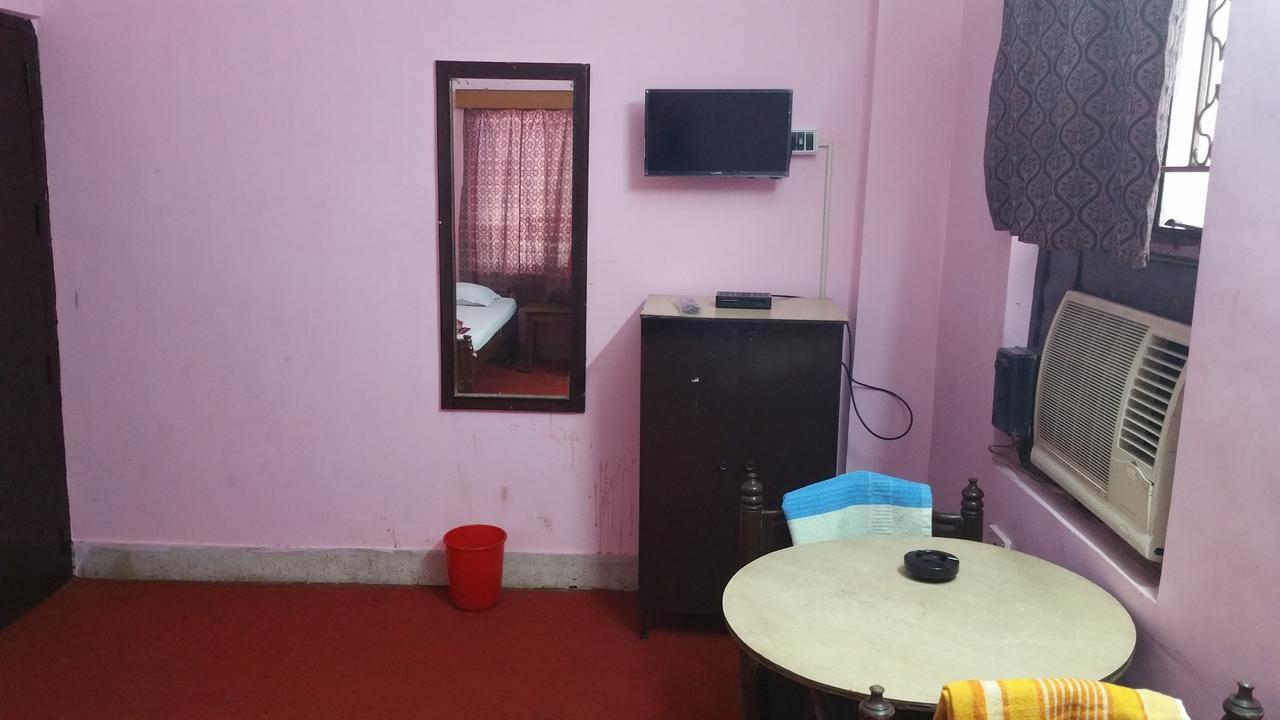 Renu Guest House Kolkata Ngoại thất bức ảnh