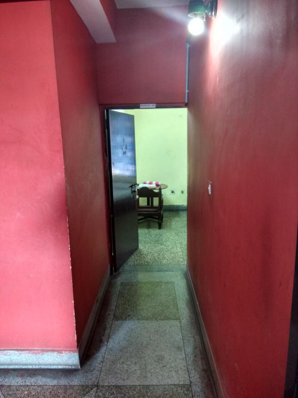 Renu Guest House Kolkata Ngoại thất bức ảnh