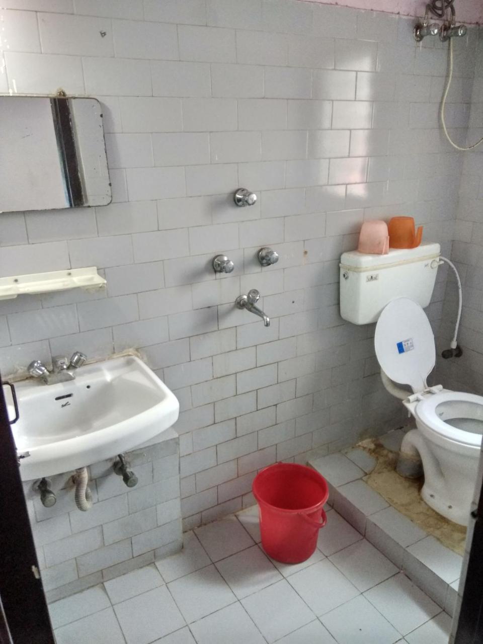 Renu Guest House Kolkata Ngoại thất bức ảnh