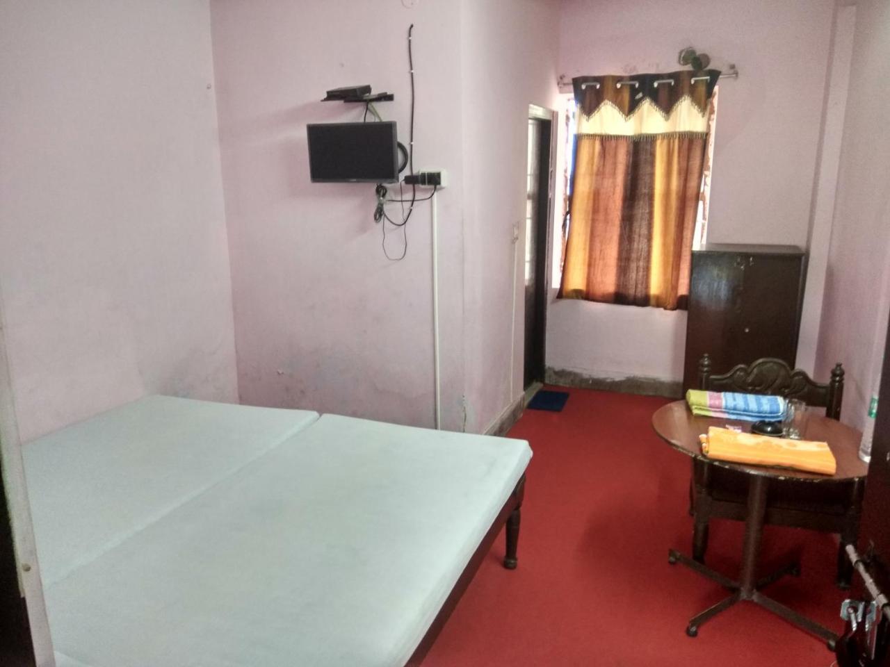 Renu Guest House Kolkata Ngoại thất bức ảnh
