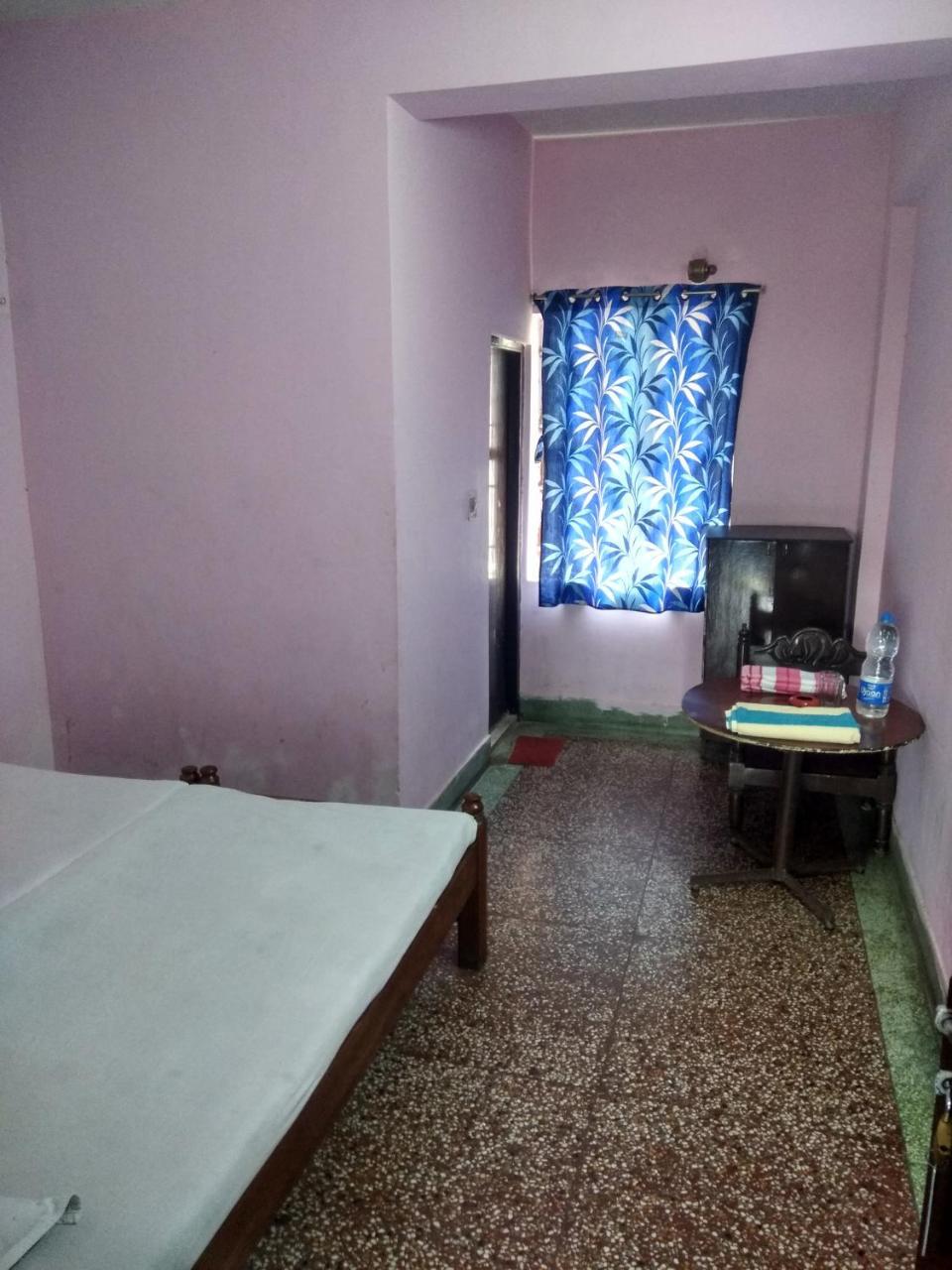 Renu Guest House Kolkata Ngoại thất bức ảnh