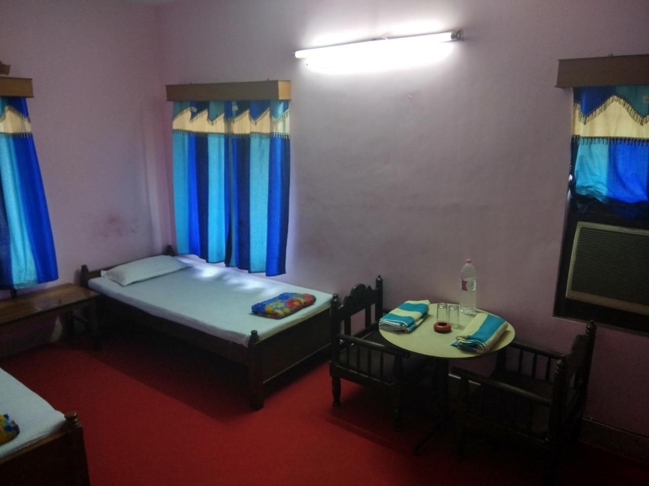 Renu Guest House Kolkata Ngoại thất bức ảnh