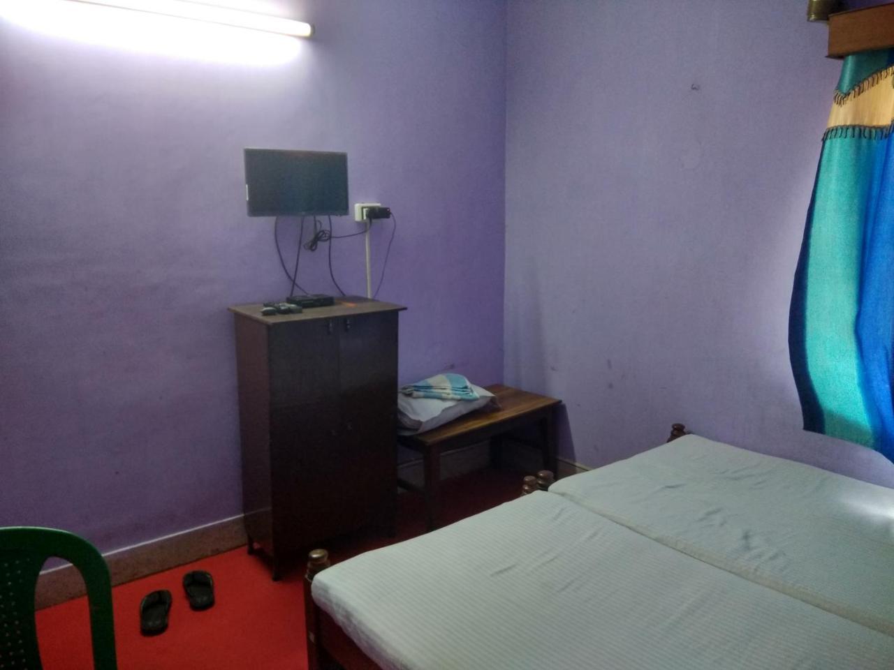 Renu Guest House Kolkata Ngoại thất bức ảnh