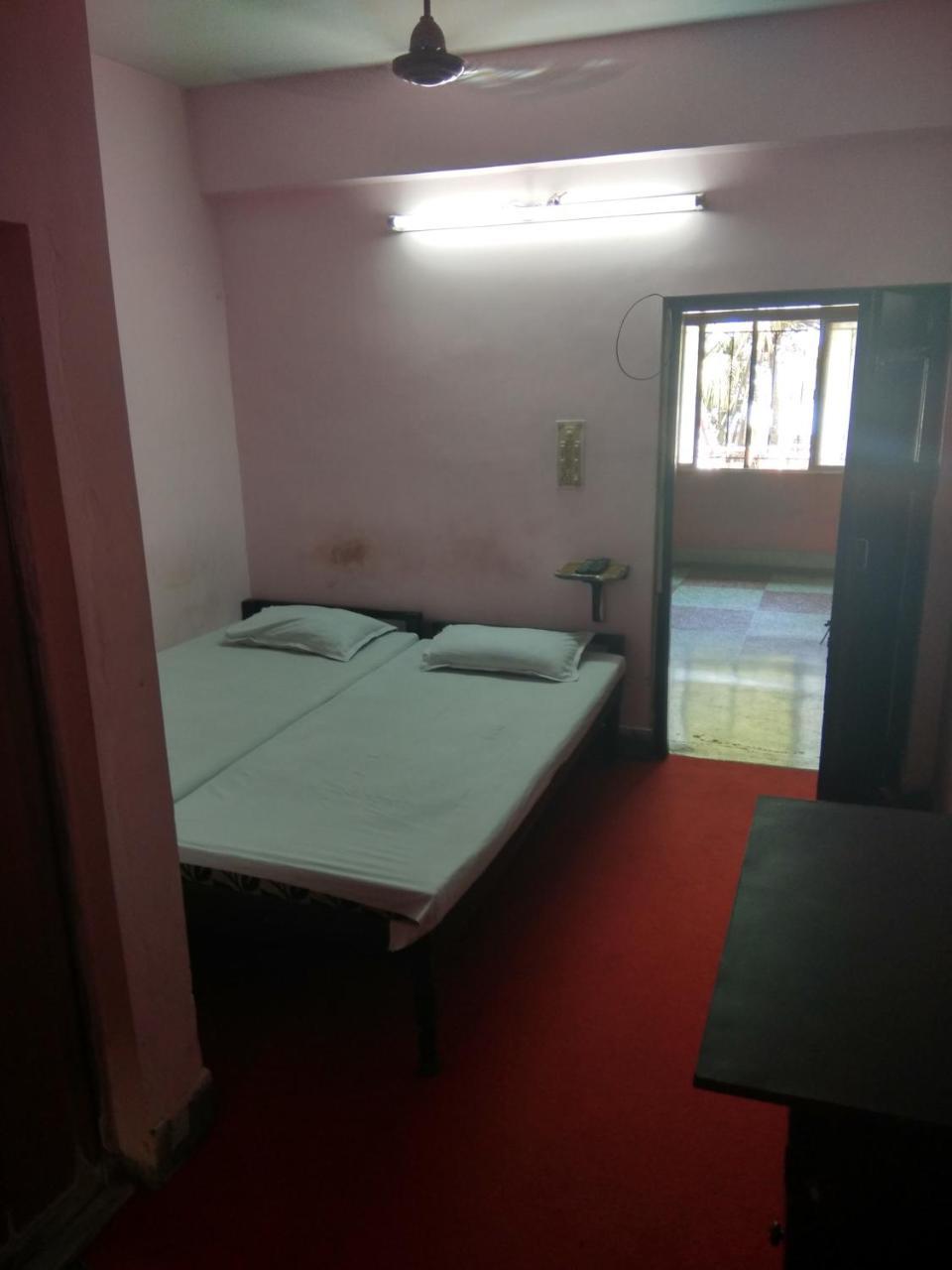 Renu Guest House Kolkata Ngoại thất bức ảnh
